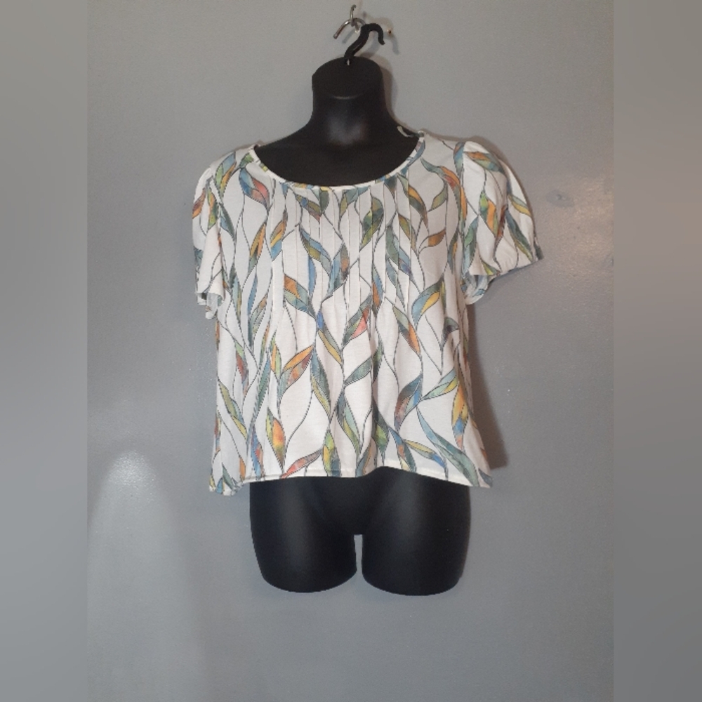Ofeefan Short-Sleeve Leaf Print Top